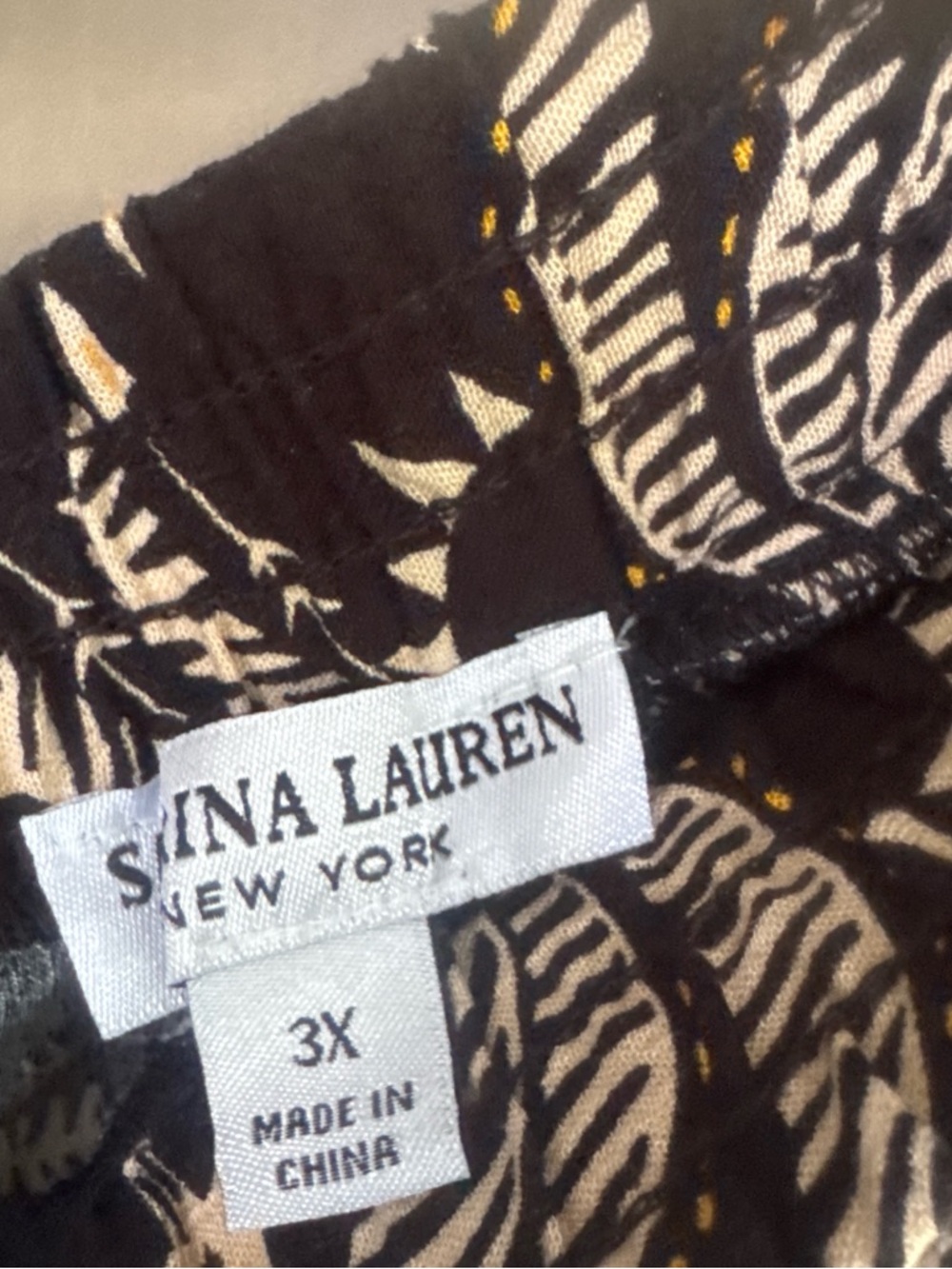 Size: 3X Women’s black and beige print pants. - Picture 3 of 4